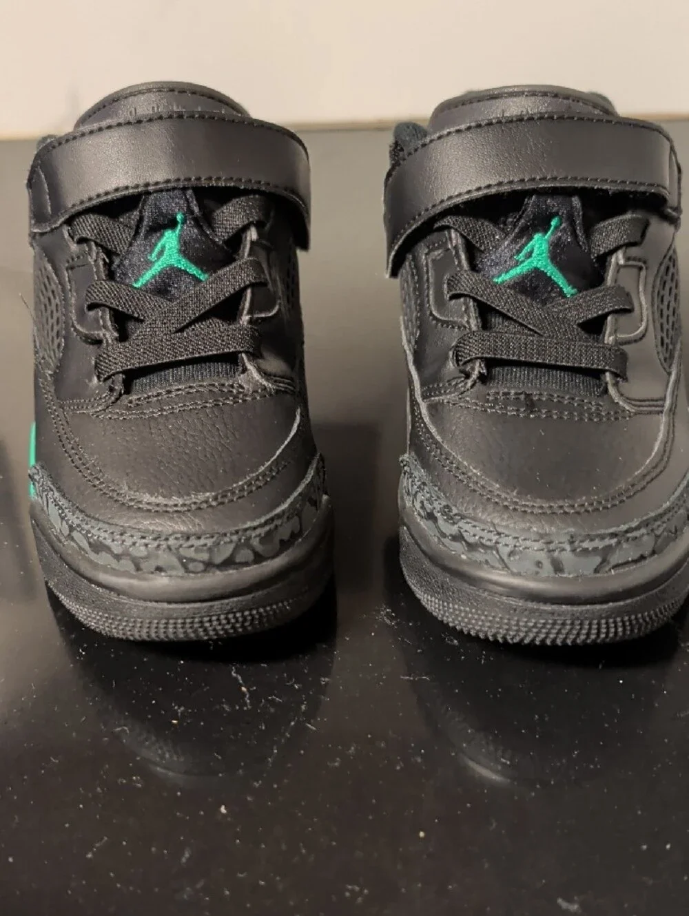Nike stylish black